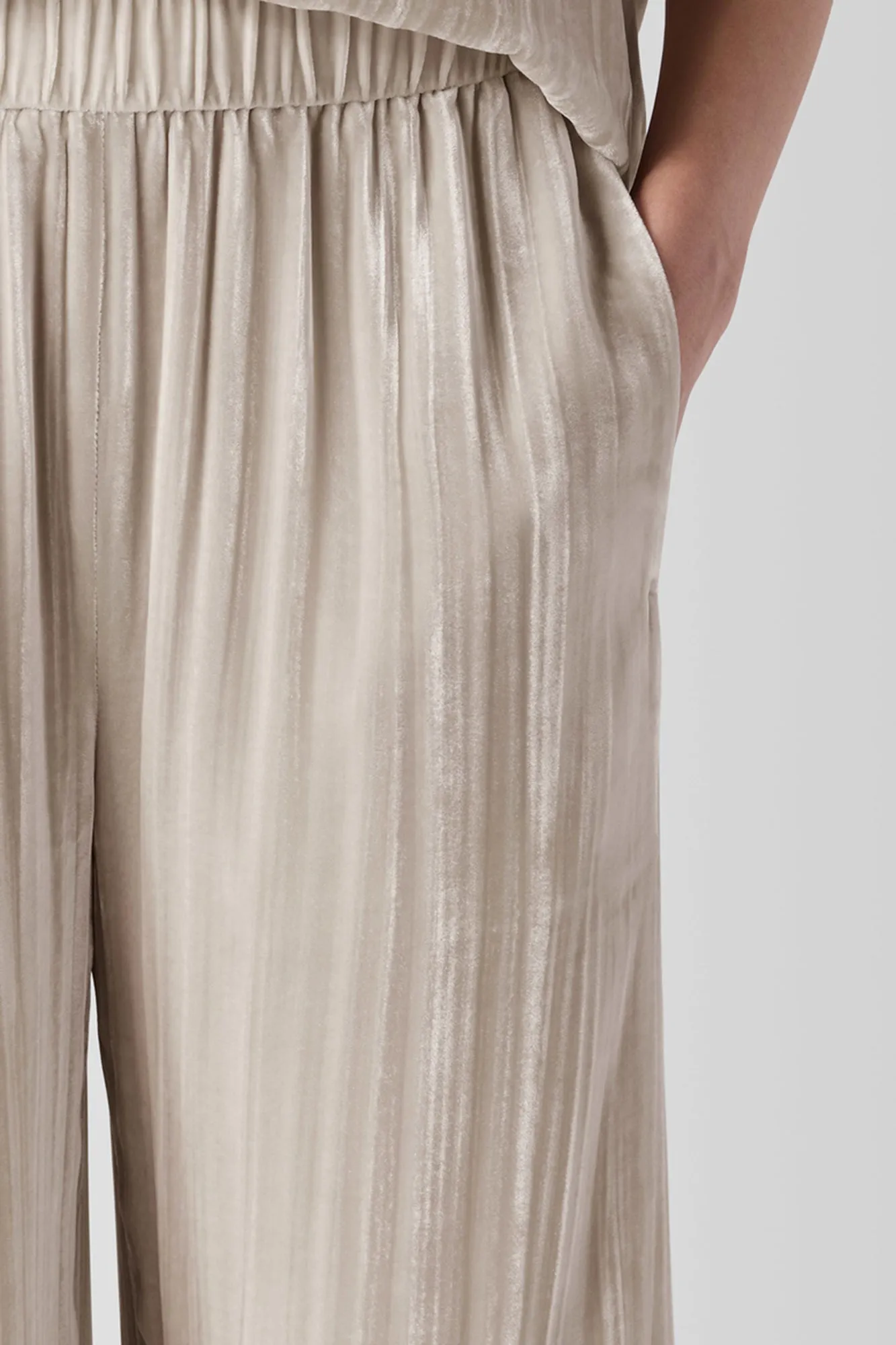 Crushed Velvet Wide-Leg Pant