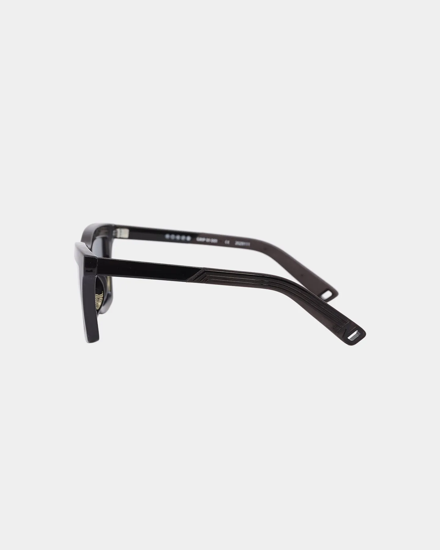 Indescratchables Grip 01 Sunglasses Black